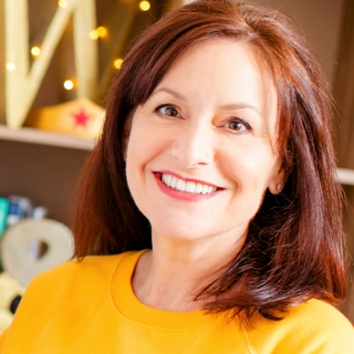 Transforming Online Coaching with AI: Wendy Breakstone's Success with AI