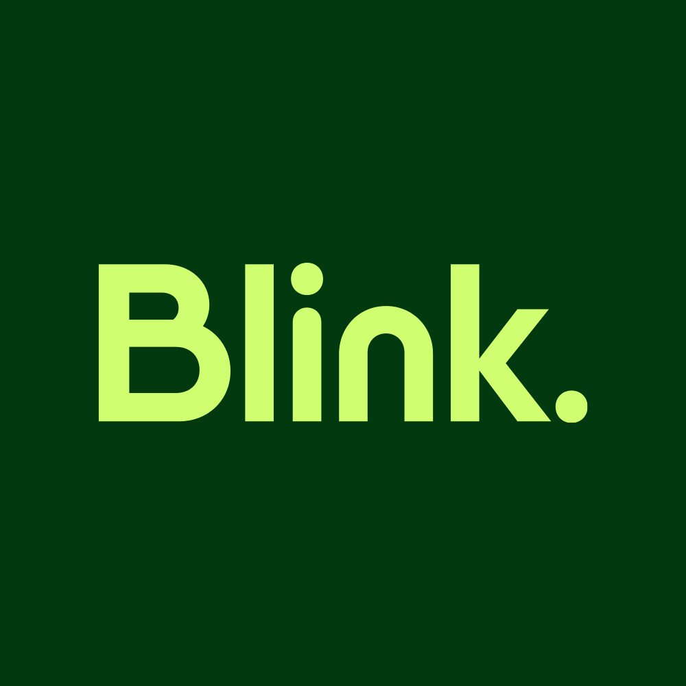 Blink frontline employee app — employee portal software for deskless workers
